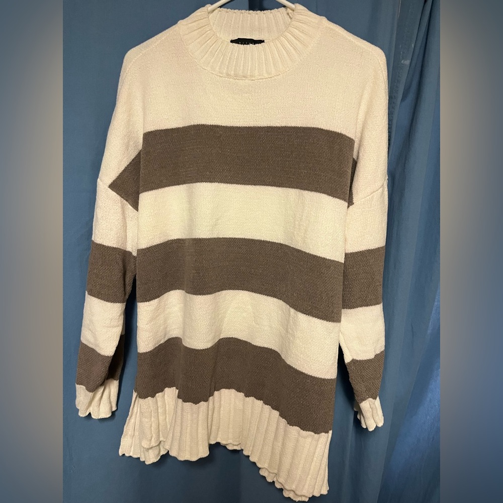 Sanctuary Chenille knit striped beige & white sweater XL